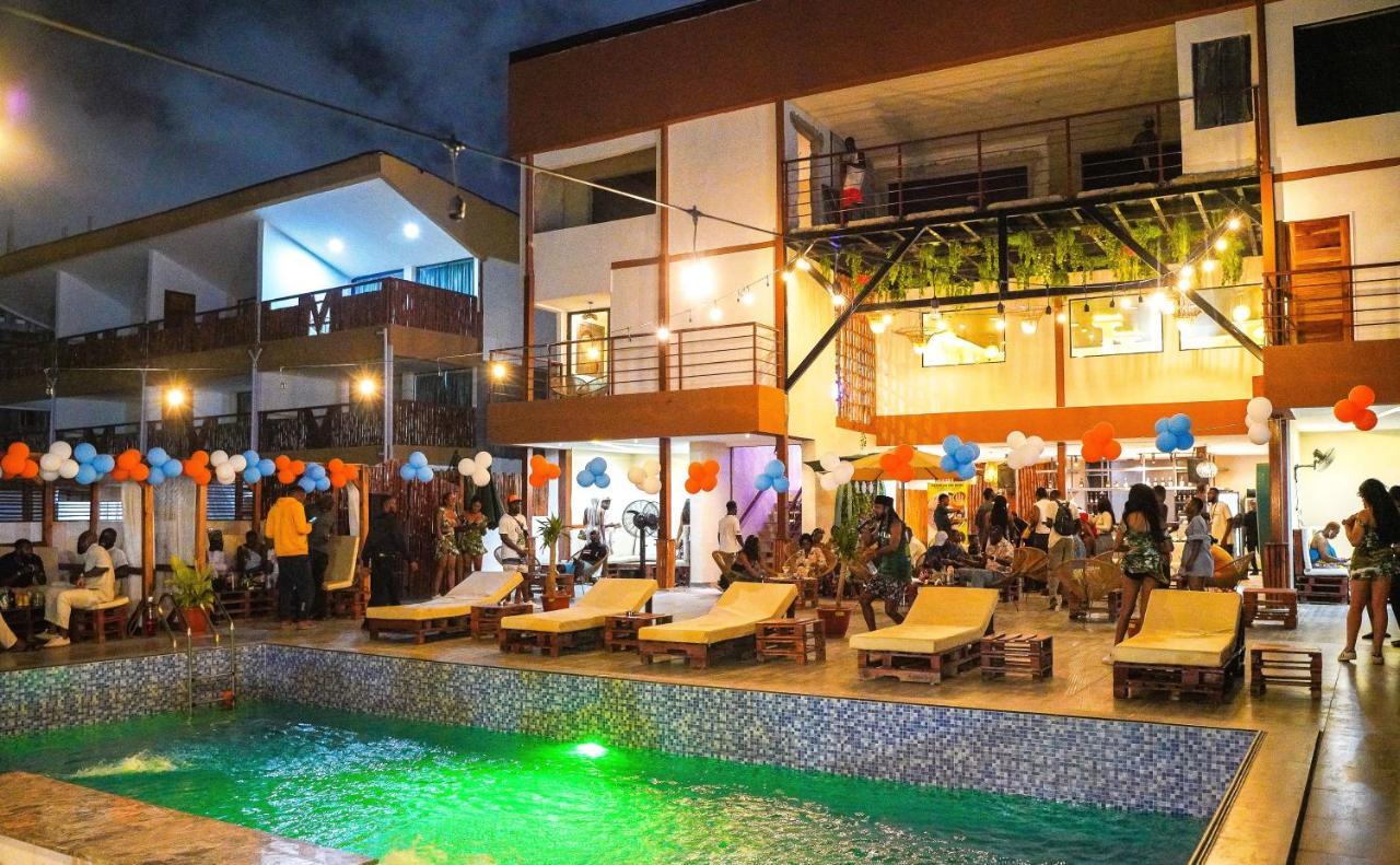 Vogue Beach Resort 拉各斯 外观 照片